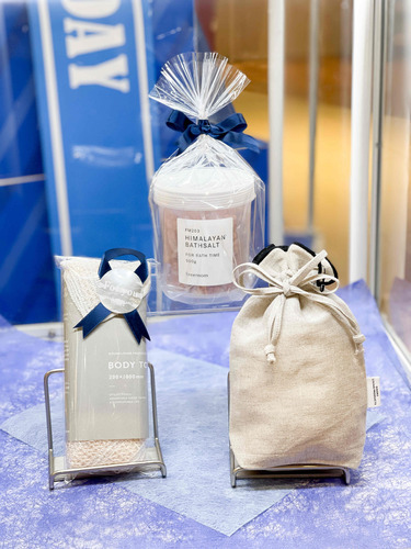 URBANRESEARCHDOORS　ホワイトデー画像